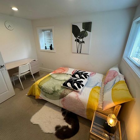 Private Room In A Shared House Vancouver Ngoại thất bức ảnh